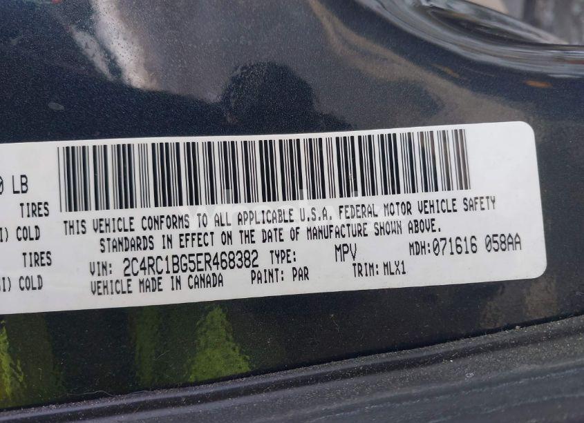 Photo 9 of 2014 Chrysler Town & COUNTRY TOURING (VIN 2C4RC1BG5ER468382)