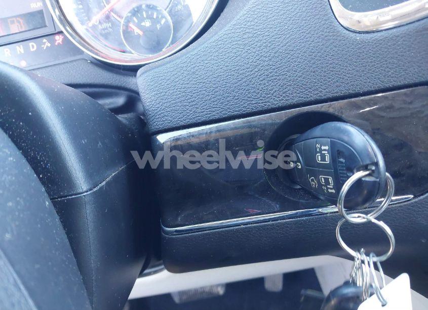 Photo 11 of 2015 Chrysler Town & COUNTRY TOURING (VIN 2C4RC1BG5FR525133)