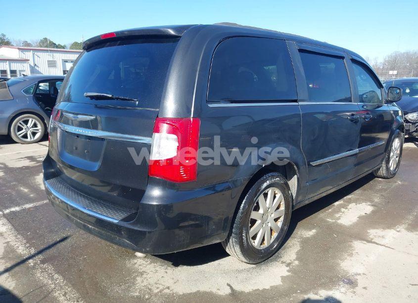 Photo 4 of 2015 Chrysler Town & COUNTRY TOURING (VIN 2C4RC1BG5FR525133)
