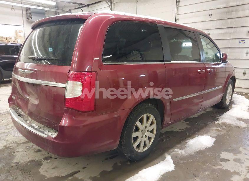 Photo 4 of 2015 Chrysler Town & COUNTRY TOURING (VIN 2C4RC1BG5FR534334)