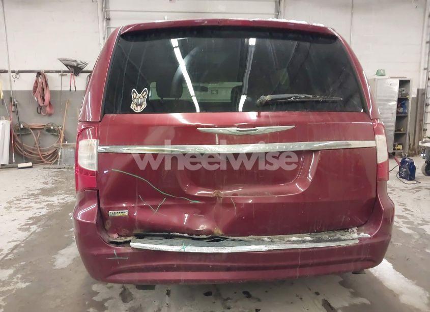 Photo 6 of 2015 Chrysler Town & COUNTRY TOURING (VIN 2C4RC1BG5FR534334)