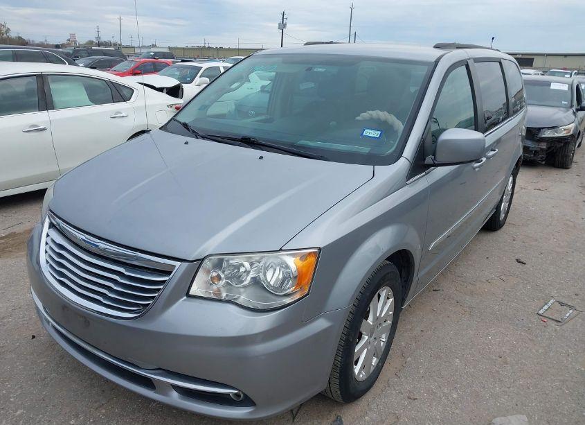 Photo 2 of 2015 Chrysler Town & COUNTRY TOURING (VIN 2C4RC1BG5FR560822)