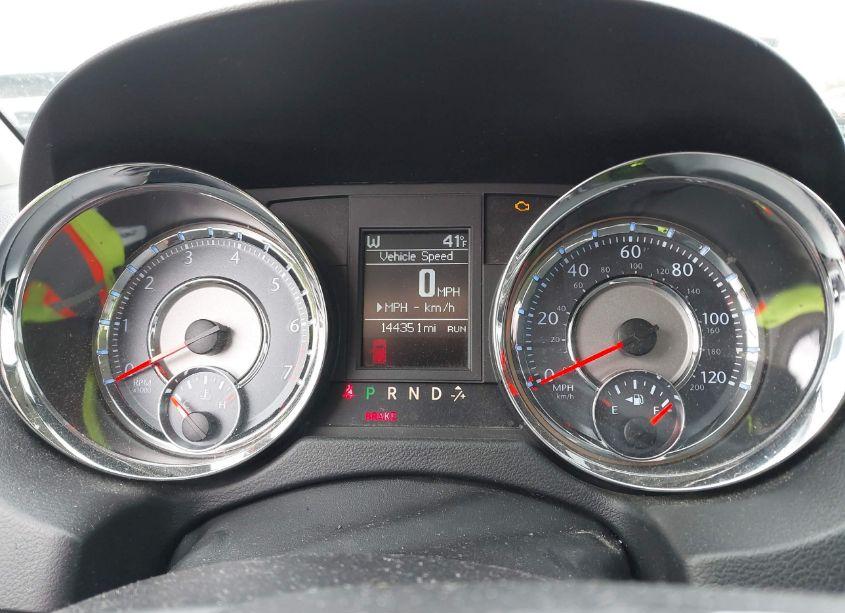 Photo 7 of 2015 Chrysler Town & COUNTRY TOURING (VIN 2C4RC1BG5FR560822)