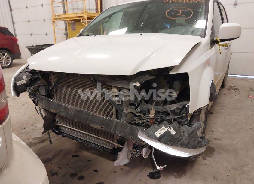 Photo 12 of 2015 Chrysler Town & COUNTRY TOURING (VIN 2C4RC1BG5FR578639)