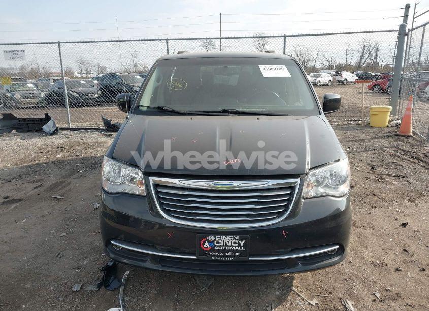 Photo 13 of 2015 Chrysler Town & COUNTRY TOURING (VIN 2C4RC1BG5FR621182)