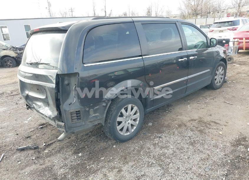 Photo 4 of 2015 Chrysler Town & COUNTRY TOURING (VIN 2C4RC1BG5FR621182)