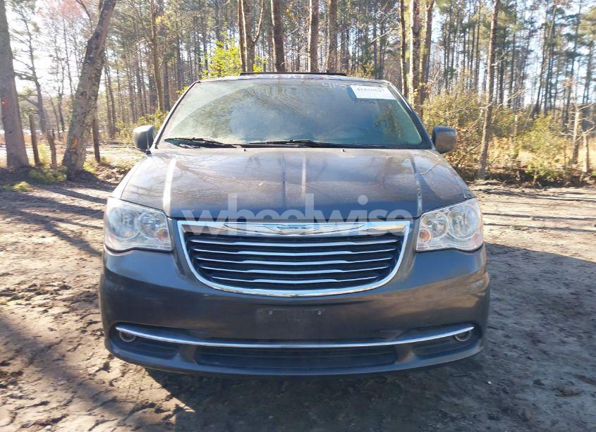 Photo 12 of 2015 Chrysler Town & COUNTRY TOURING (VIN 2C4RC1BG5FR627998)