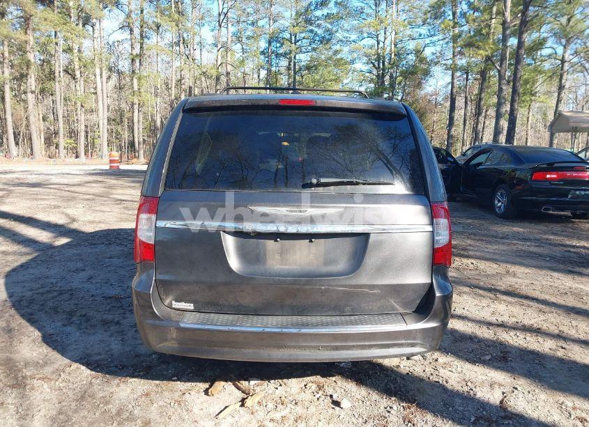 Photo 16 of 2015 Chrysler Town & COUNTRY TOURING (VIN 2C4RC1BG5FR627998)