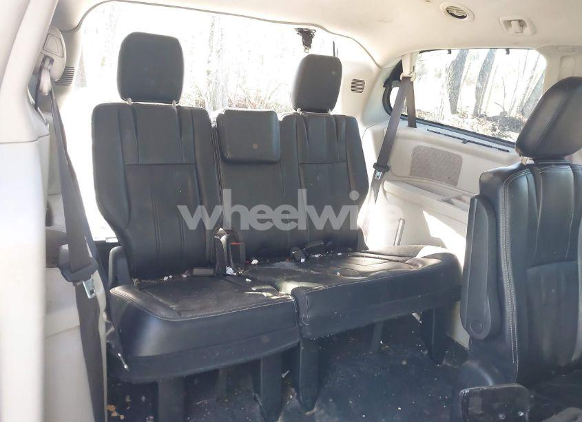 Photo 17 of 2015 Chrysler Town & COUNTRY TOURING (VIN 2C4RC1BG5FR627998)