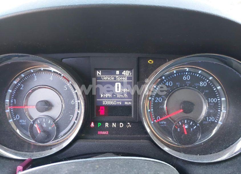 Photo 7 of 2015 Chrysler Town & COUNTRY TOURING (VIN 2C4RC1BG5FR627998)