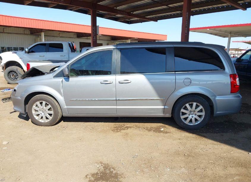 Photo 14 of 2015 Chrysler Town & COUNTRY TOURING (VIN 2C4RC1BG5FR637074)