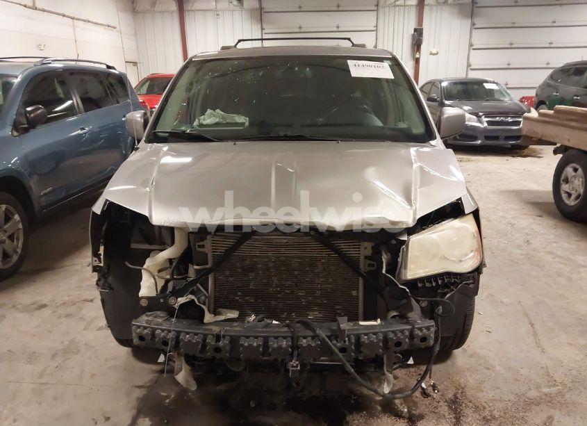 Photo 13 of 2015 Chrysler Town & COUNTRY TOURING (VIN 2C4RC1BG5FR638189)