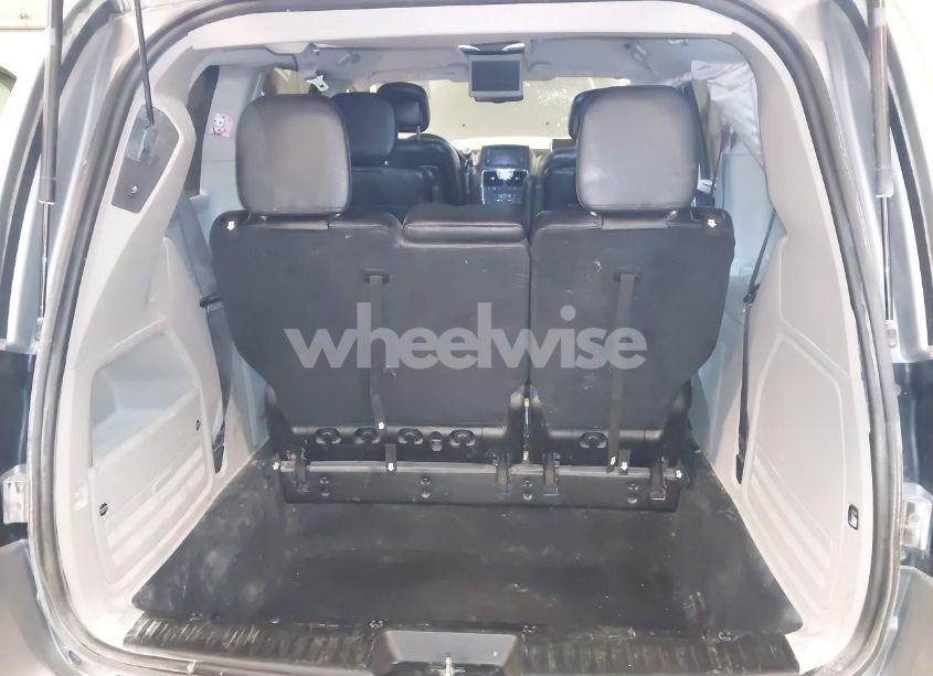 Photo 18 of 2015 Chrysler Town & COUNTRY TOURING (VIN 2C4RC1BG5FR638189)