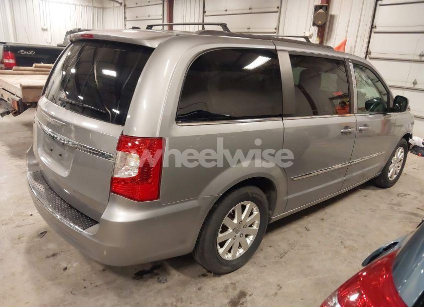 Photo 4 of 2015 Chrysler Town & COUNTRY TOURING (VIN 2C4RC1BG5FR638189)