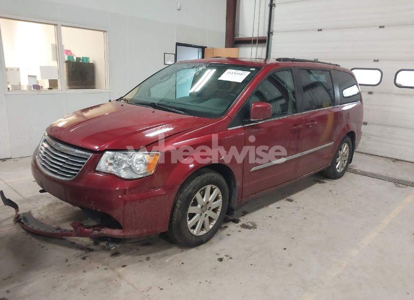 Photo 2 of 2015 Chrysler Town & COUNTRY TOURING (VIN 2C4RC1BG5FR644901)
