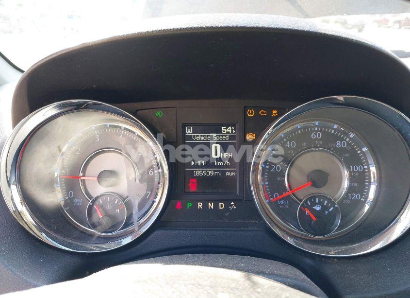 Photo 7 of 2015 Chrysler Town & COUNTRY TOURING (VIN 2C4RC1BG5FR715577)