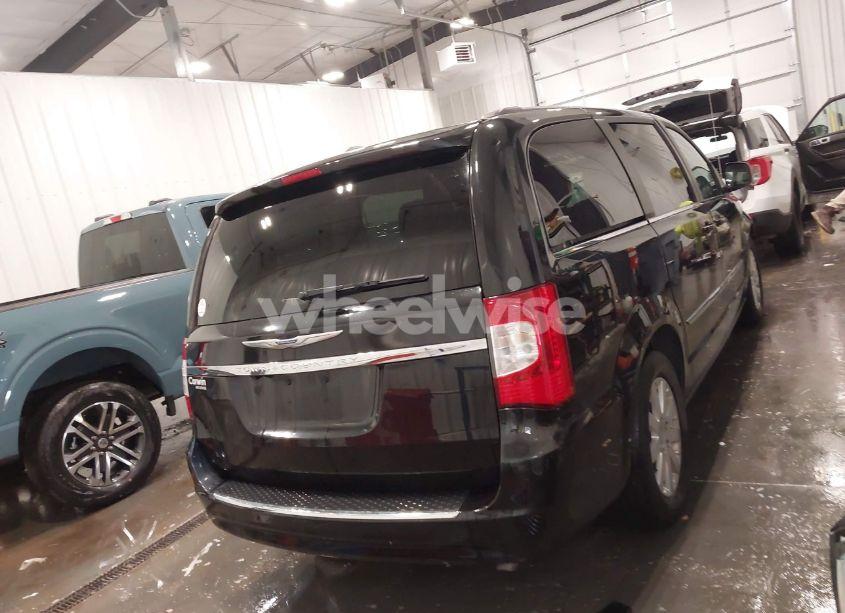 Photo 17 of 2016 Chrysler Town & COUNTRY TOURING (VIN 2C4RC1BG5GR113120)