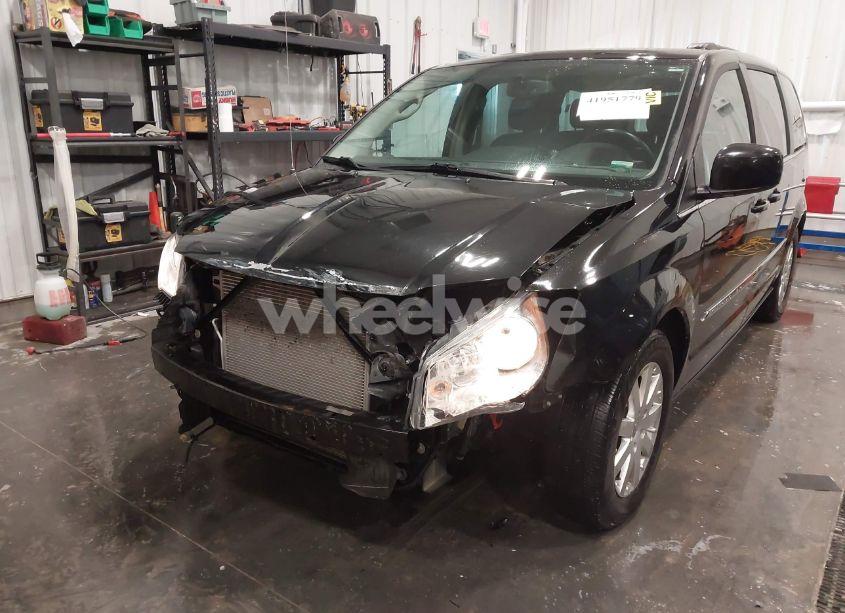 Photo 6 of 2016 Chrysler Town & COUNTRY TOURING (VIN 2C4RC1BG5GR113120)