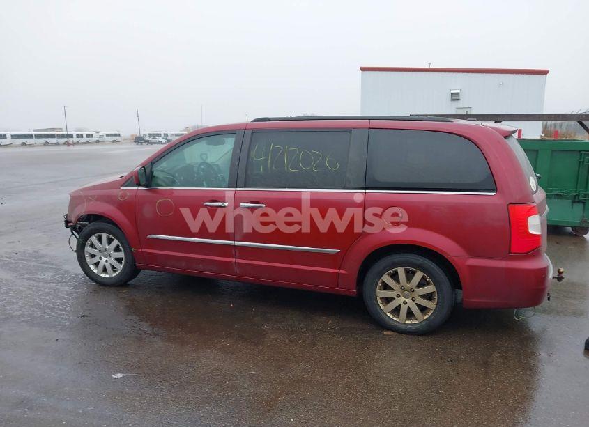 Photo 15 of 2016 Chrysler Town & COUNTRY TOURING (VIN 2C4RC1BG5GR121332)