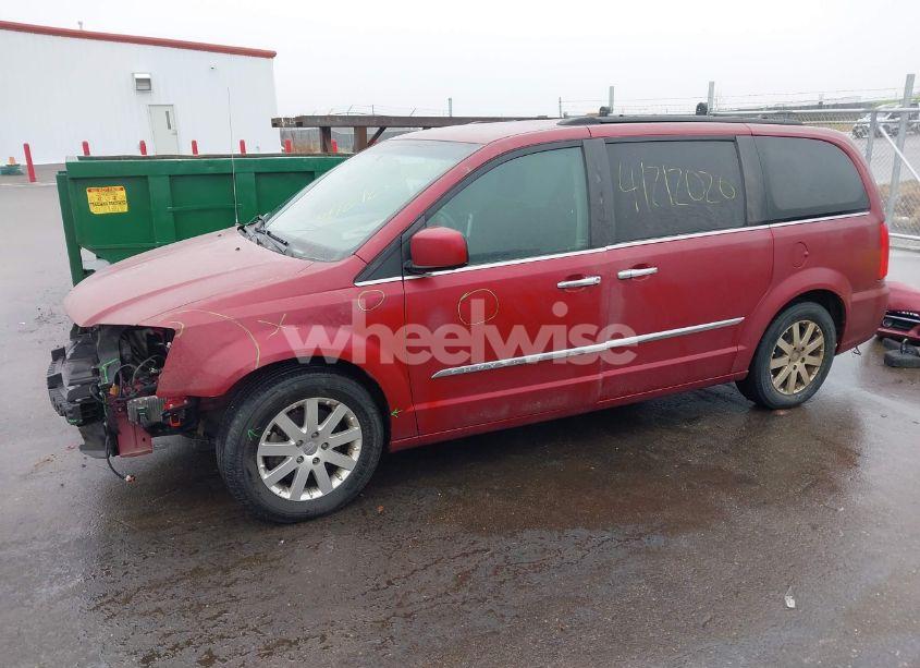 Photo 2 of 2016 Chrysler Town & COUNTRY TOURING (VIN 2C4RC1BG5GR121332)