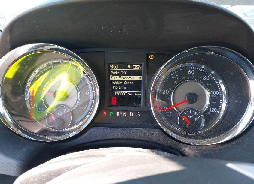 Photo 7 of 2016 Chrysler Town & COUNTRY TOURING (VIN 2C4RC1BG5GR132637)