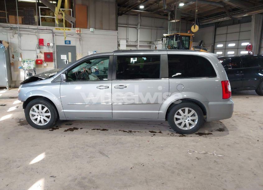 Photo 14 of 2016 Chrysler Town & COUNTRY TOURING (VIN 2C4RC1BG5GR172846)