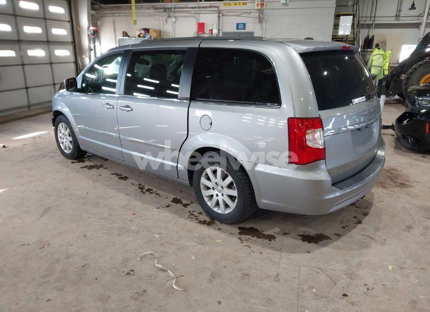 Photo 3 of 2016 Chrysler Town & COUNTRY TOURING (VIN 2C4RC1BG5GR172846)