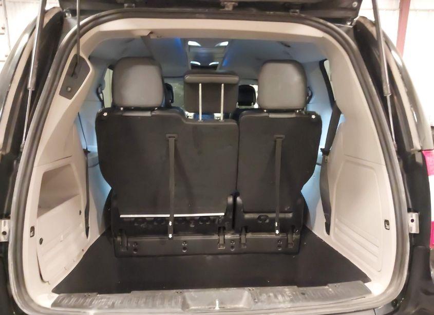 Photo 12 of 2016 Chrysler Town & COUNTRY TOURING (VIN 2C4RC1BG5GR173219)