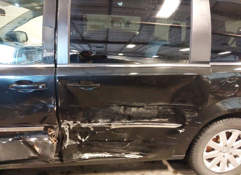 Photo 18 of 2016 Chrysler Town & COUNTRY TOURING (VIN 2C4RC1BG5GR173219)