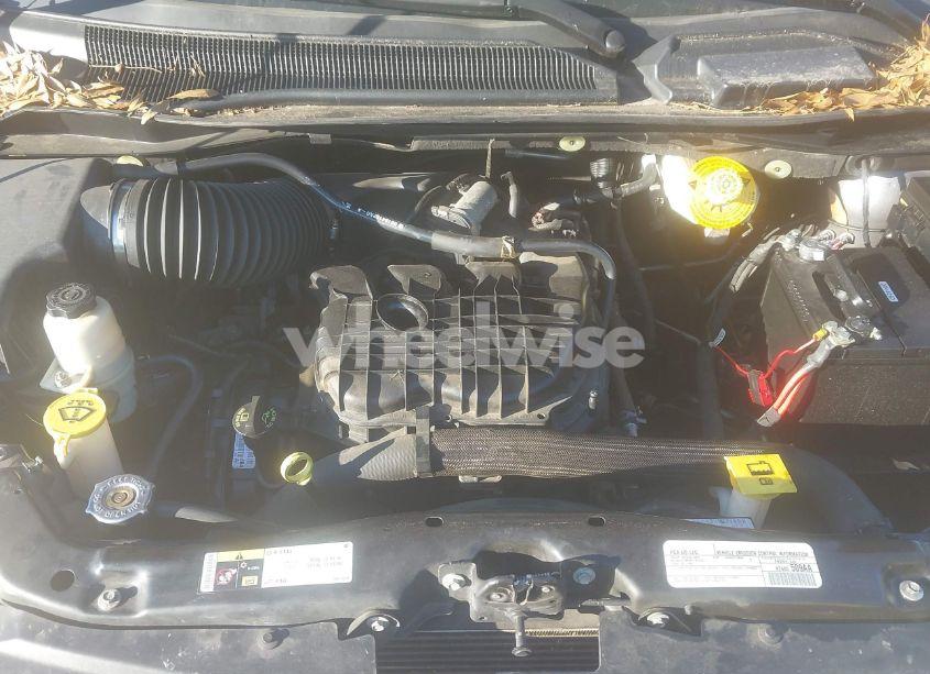 Photo 10 of 2016 Chrysler Town & COUNTRY TOURING (VIN 2C4RC1BG5GR173625)