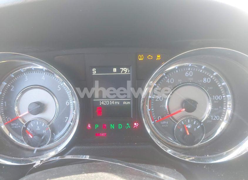 Photo 7 of 2016 Chrysler Town & COUNTRY TOURING (VIN 2C4RC1BG5GR173625)