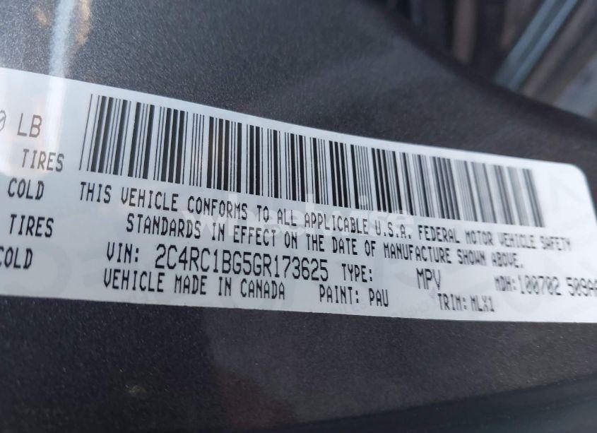 Photo 9 of 2016 Chrysler Town & COUNTRY TOURING (VIN 2C4RC1BG5GR173625)