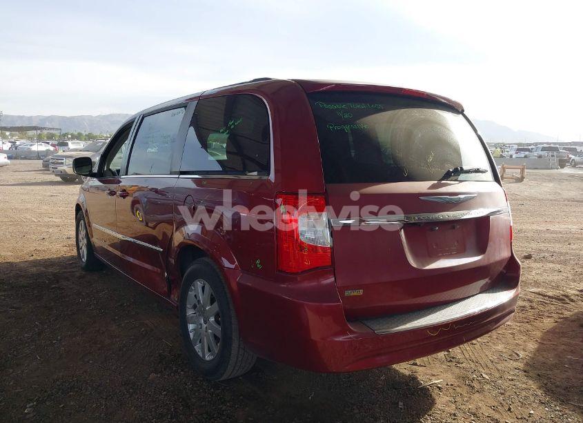 Photo 3 of 2016 Chrysler Town & COUNTRY TOURING (VIN 2C4RC1BG5GR206025)