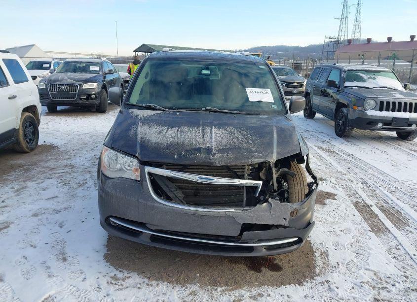 Photo 12 of 2016 Chrysler Town & COUNTRY TOURING (VIN 2C4RC1BG5GR222113)