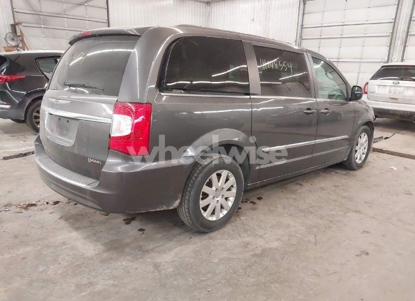 Photo 4 of 2016 Chrysler Town & COUNTRY TOURING (VIN 2C4RC1BG5GR229692)