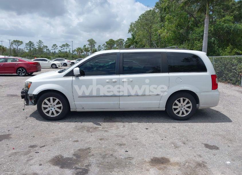 Photo 14 of 2016 Chrysler Town & COUNTRY TOURING (VIN 2C4RC1BG5GR268623)