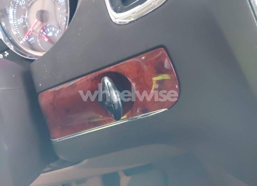 Photo 11 of 2016 Chrysler Town & COUNTRY TOURING (VIN 2C4RC1BG5GR281839)