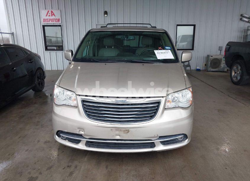 Photo 12 of 2016 Chrysler Town & COUNTRY TOURING (VIN 2C4RC1BG5GR281839)