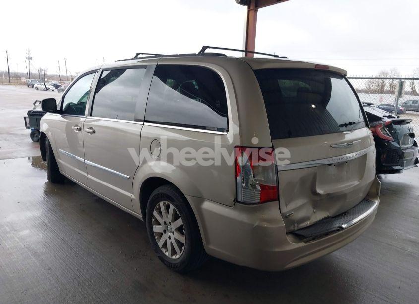 Photo 3 of 2016 Chrysler Town & COUNTRY TOURING (VIN 2C4RC1BG5GR281839)