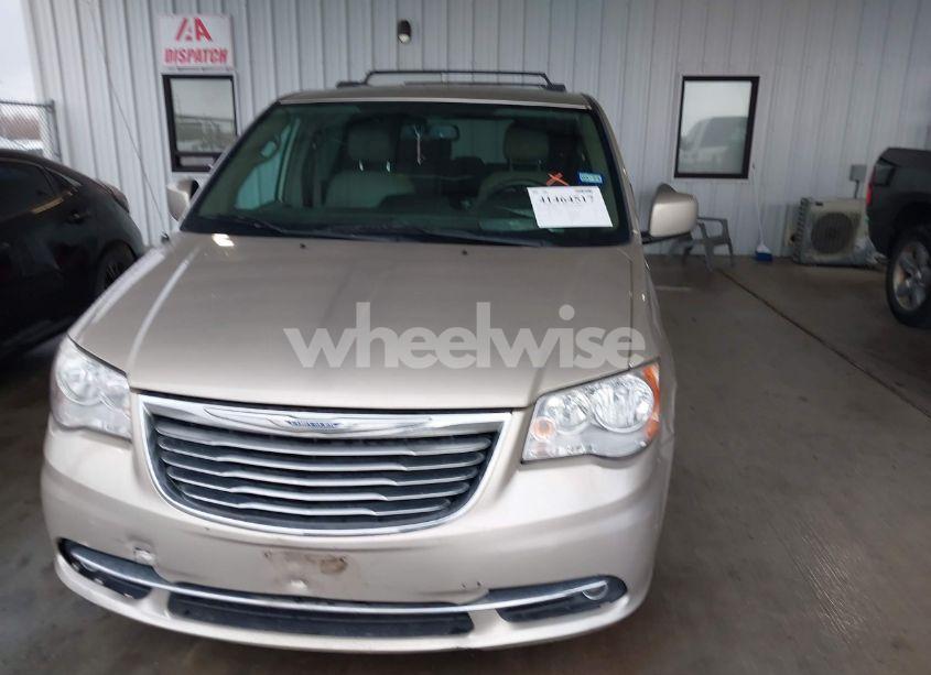 Photo 6 of 2016 Chrysler Town & COUNTRY TOURING (VIN 2C4RC1BG5GR281839)