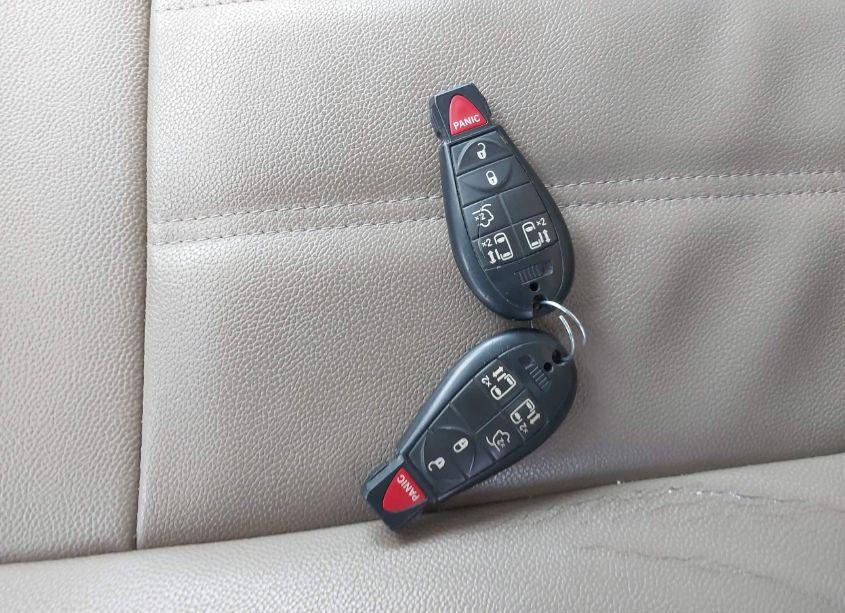 Photo 11 of 2016 Chrysler Town & COUNTRY TOURING (VIN 2C4RC1BG5GR284434)