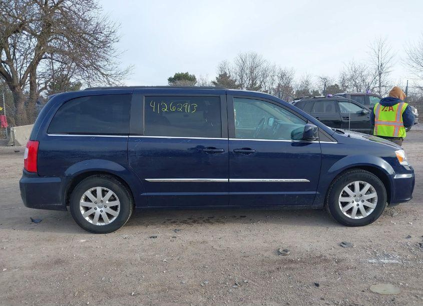 Photo 13 of 2016 Chrysler Town & COUNTRY TOURING (VIN 2C4RC1BG5GR284434)