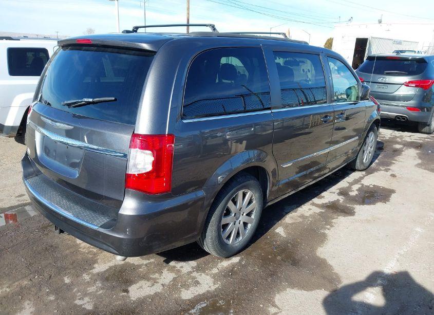 Photo 4 of 2016 Chrysler Town & COUNTRY TOURING (VIN 2C4RC1BG5GR293120)