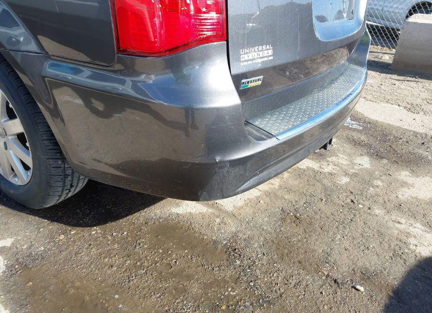 Photo 6 of 2016 Chrysler Town & COUNTRY TOURING (VIN 2C4RC1BG5GR293120)