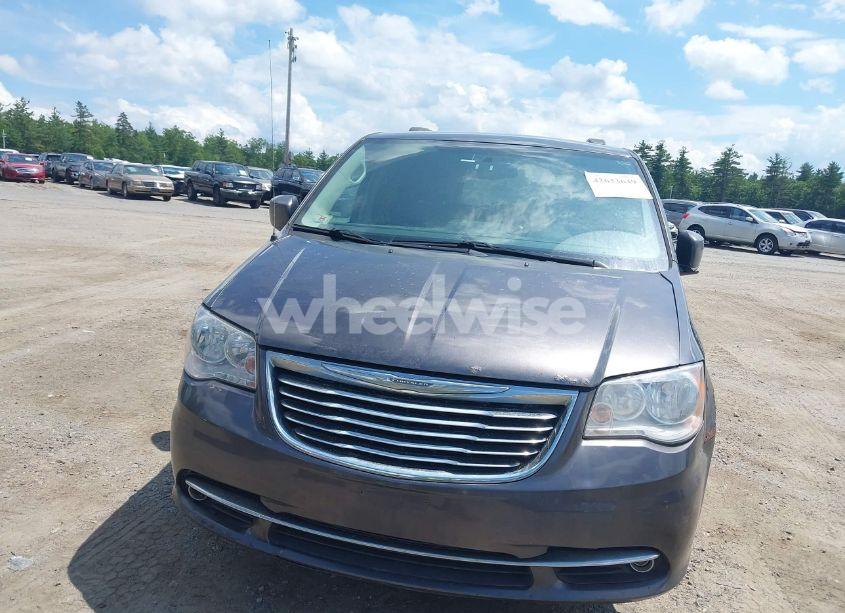 Photo 6 of 2016 Chrysler Town & COUNTRY TOURING (VIN 2C4RC1BG5GR296275)