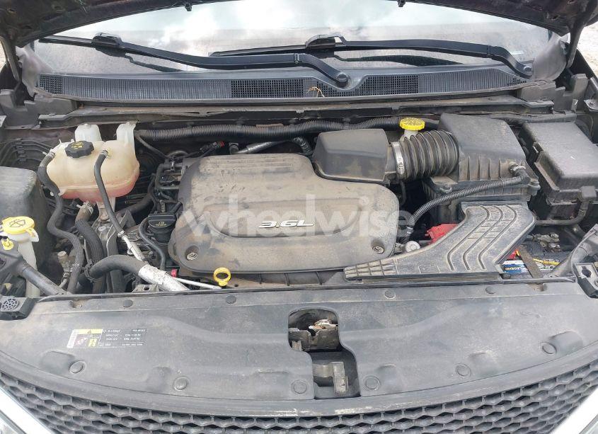 Photo 10 of 2017 Chrysler Pacifica TOURING-L (VIN 2C4RC1BG5HR603400)