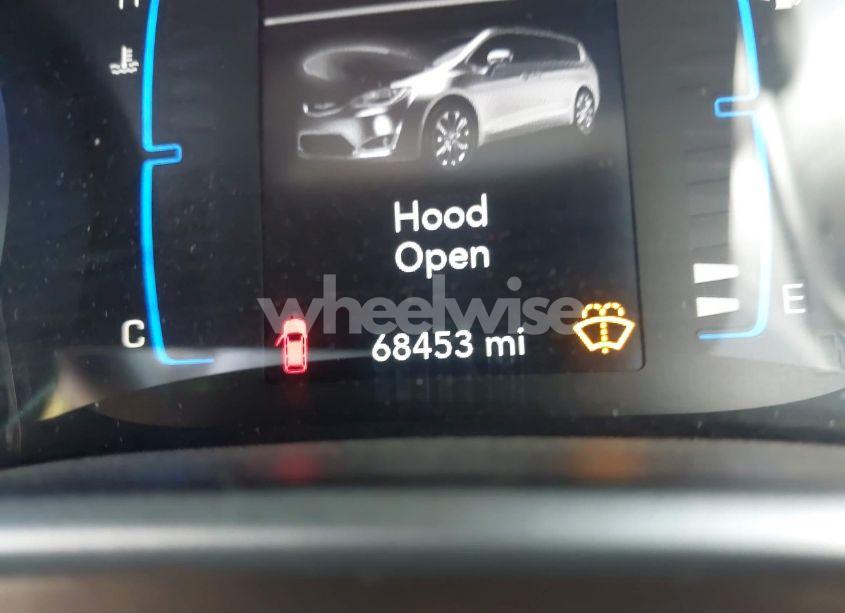 Photo 15 of 2017 Chrysler Pacifica TOURING-L (VIN 2C4RC1BG5HR741423)