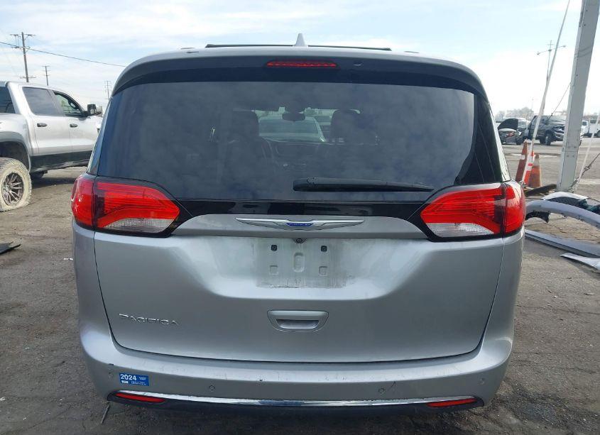 Photo 17 of 2018 Chrysler Pacifica TOURING L (VIN 2C4RC1BG5JR269343)