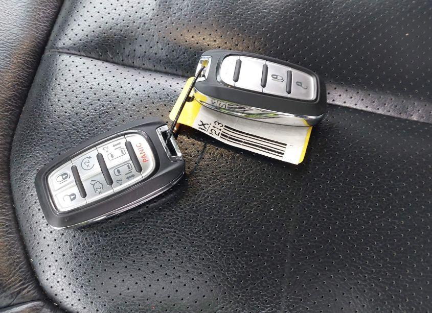 Photo 11 of 2019 Chrysler Pacifica TOURING L (VIN 2C4RC1BG5KR721387)