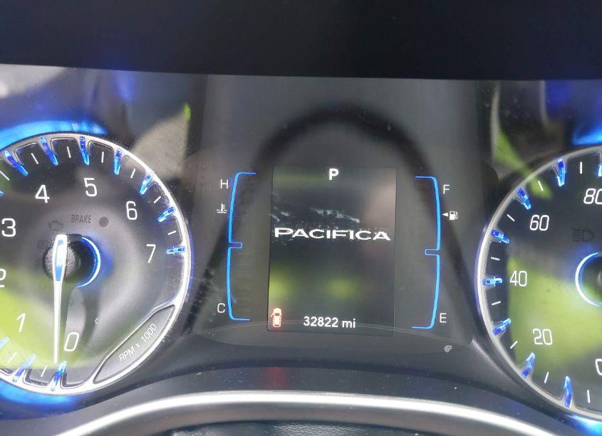 Photo 7 of 2019 Chrysler Pacifica TOURING L (VIN 2C4RC1BG5KR721387)